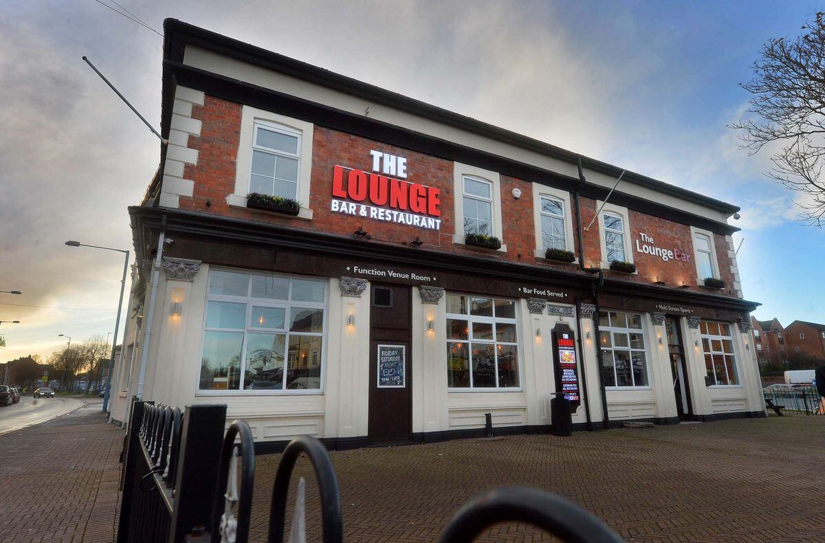 The Lounge Bar & Restaurant in Market Place, Tipton