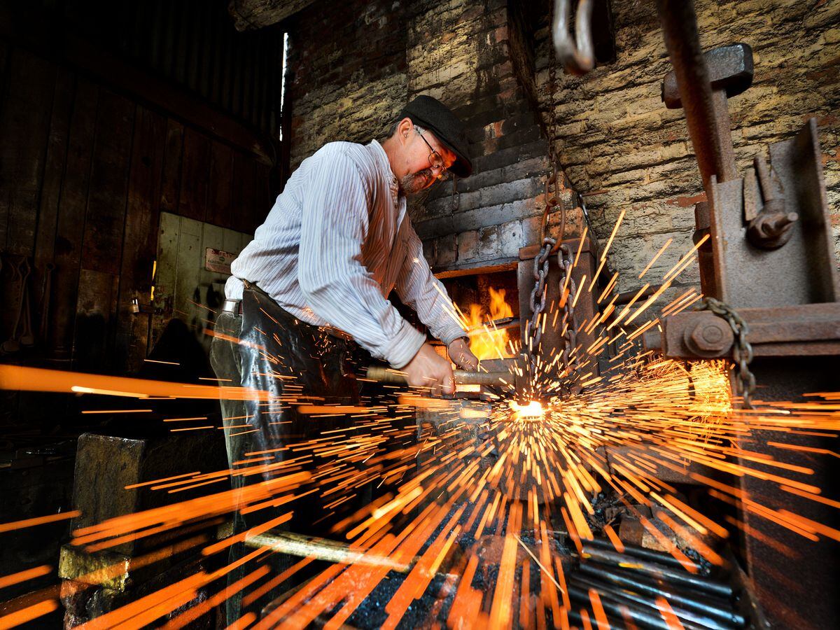 DUDLEY COPYRIGHT TIM STURGESS EXPRESS AND STAR.....12/04/17....Staff at the Black Country Living museum prepare for the Industrial Might event this weekend. pictured is chainmaker Kevin Lowe..
