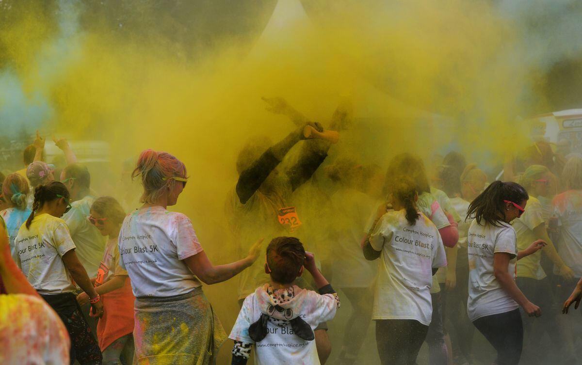 Colour rains down on charity runners for Compton Hospice event ...