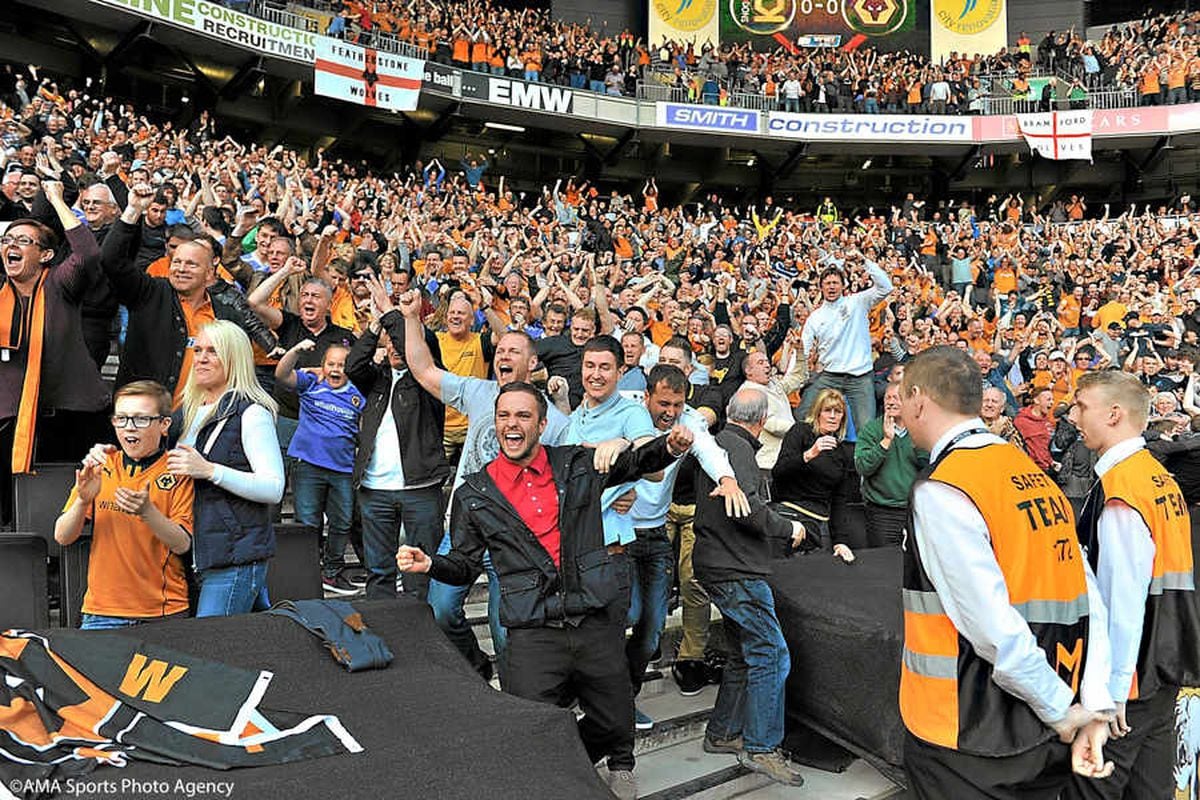 Overstige eksplosion Bot Black and gold day of delight for Wolves fans at MK Dons | Express & Star