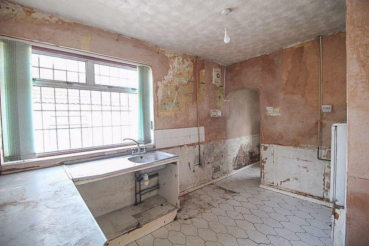 The kitchen is without appliances such as a cooker. Photo: Skitts Estate Agents/Rightmove