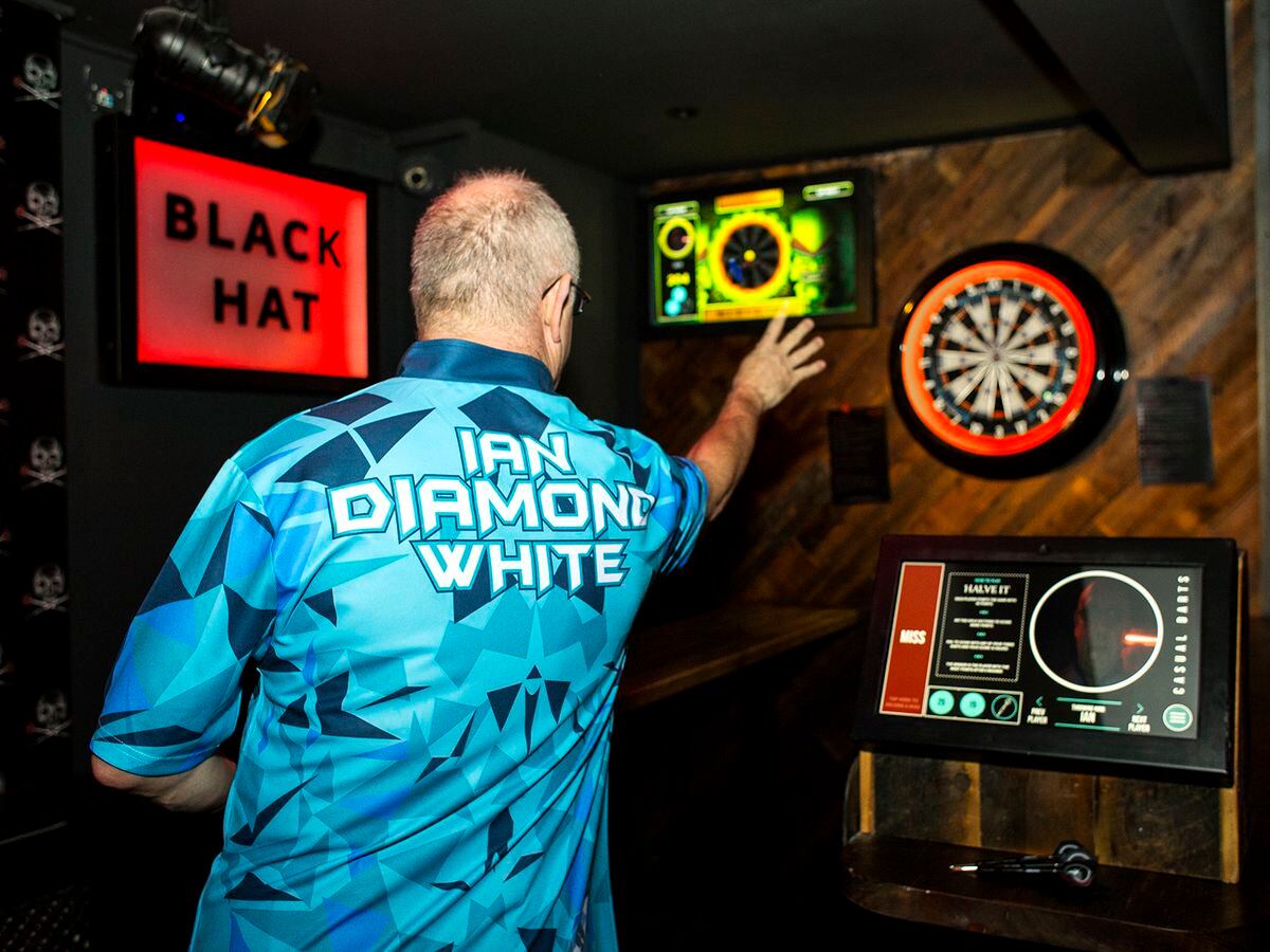 Bullseye for Brum as city's first undergroud darts bar launches - with  pictures | Express & Star