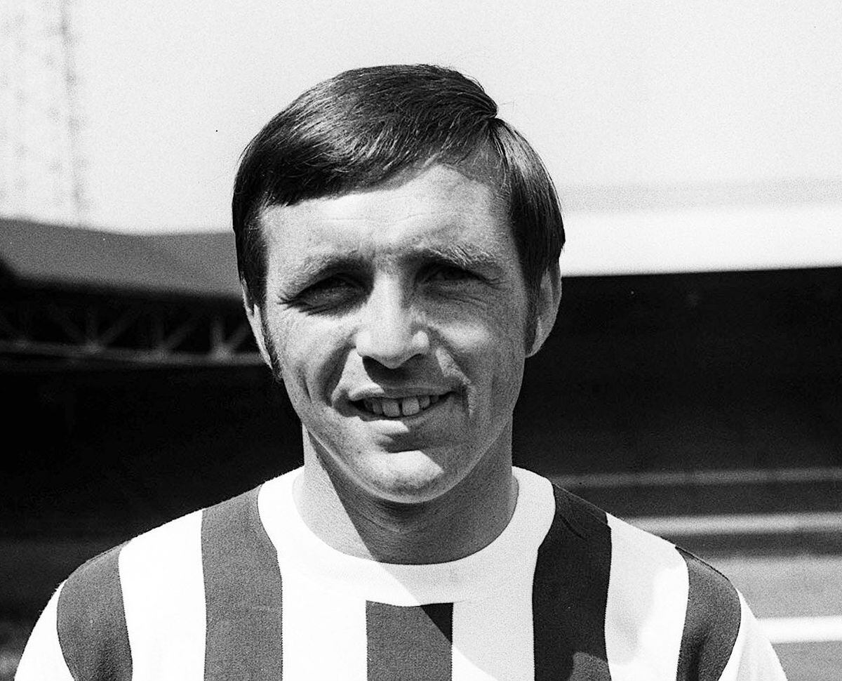 Albion legend Jeff Astle died of chronic traumatic encephalopathy in 2015