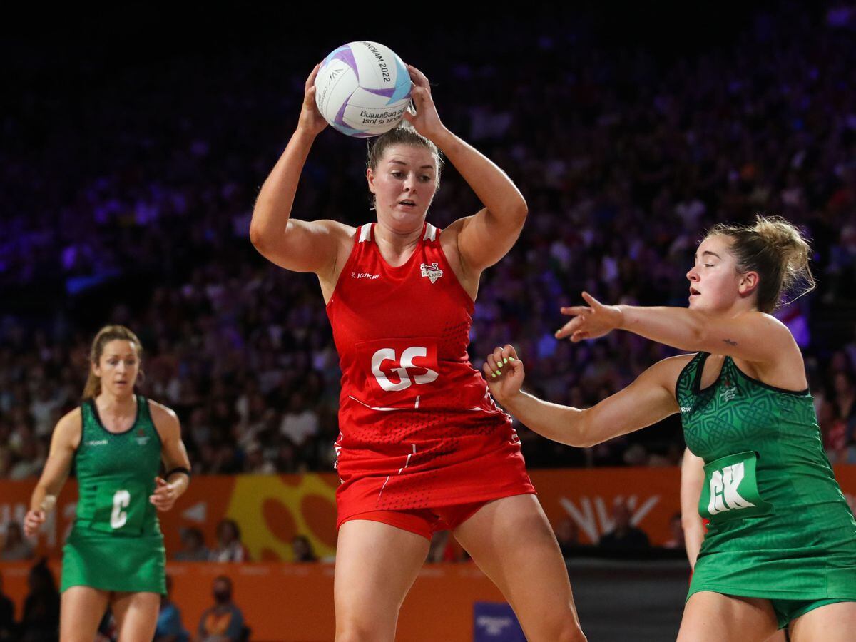 England will continue their bid to retain netball gold on a weekend where top-level women's sport will again be in the forefront