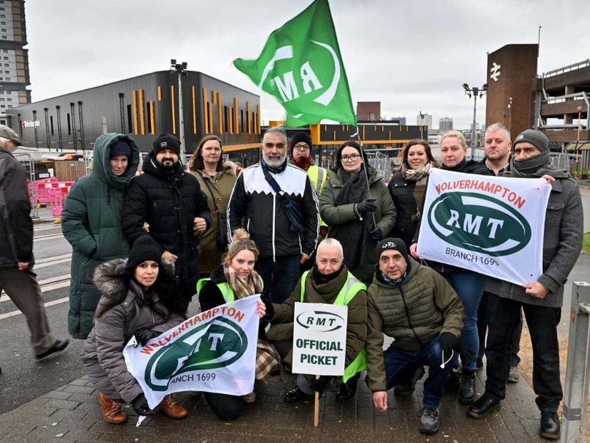 RMT strikers at Wolverhampton