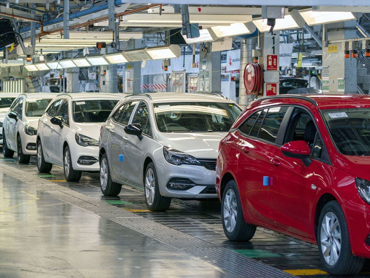 The Astra assembly line at Vauxhallâs Ellesmere Port plant