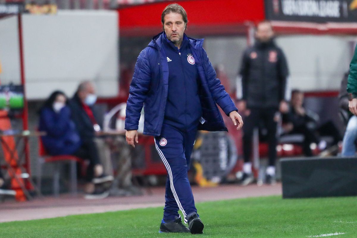 Olympiacos manager Pedro Martins during the UEFA Europa League Round of Sixteen match at the Karaiskakis Stadium, Greece. Picture date: Thursday March 11, 2021..