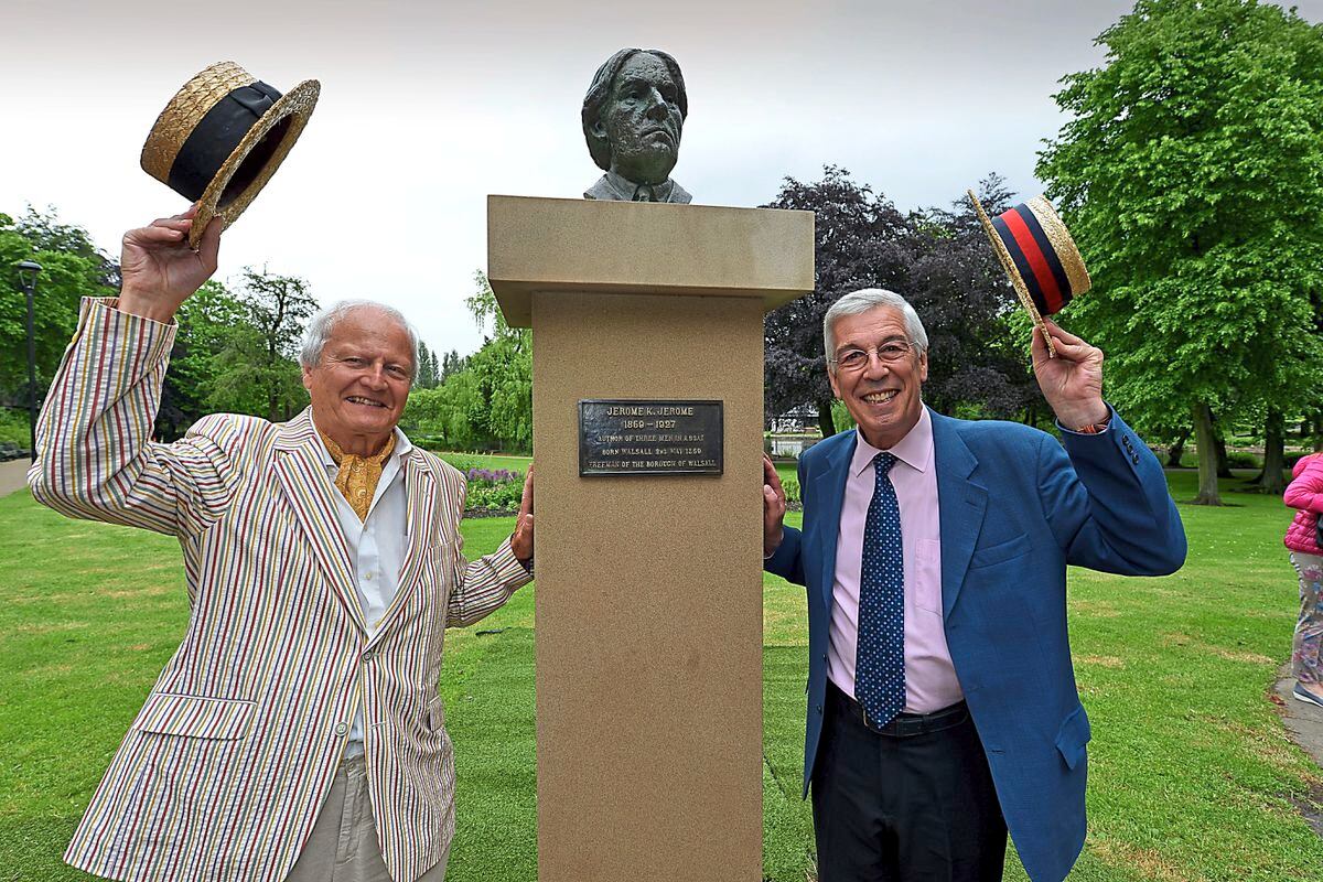Tony Gray, of the Jerome K Jerome Society and Walsall-born actor Jeffery Holland unveiling a bust of Jerome K Jerome at Walsall Arboretum in 2016