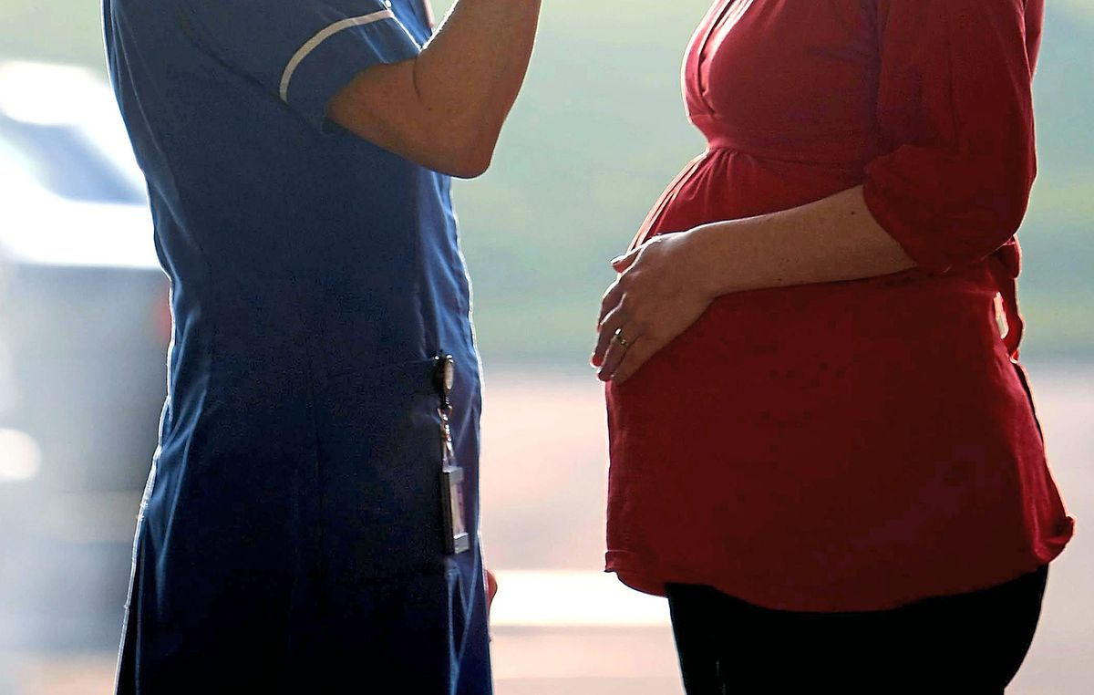 Midwife numbers in the Midlands have dropped by 64 to 4,969, as staff leave the profession, new figures show