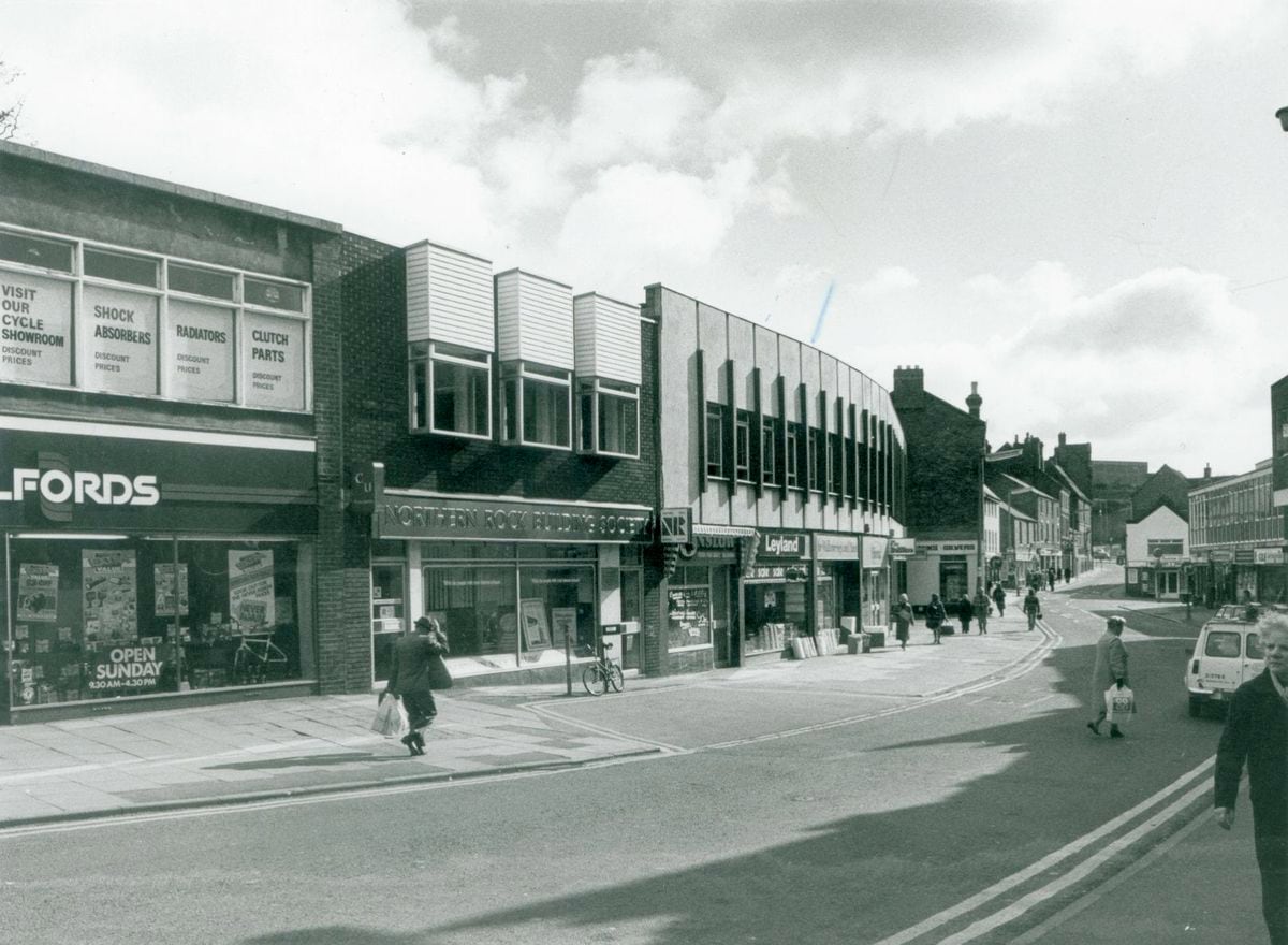 Worcester Street, Kidderminster, late 1980s.