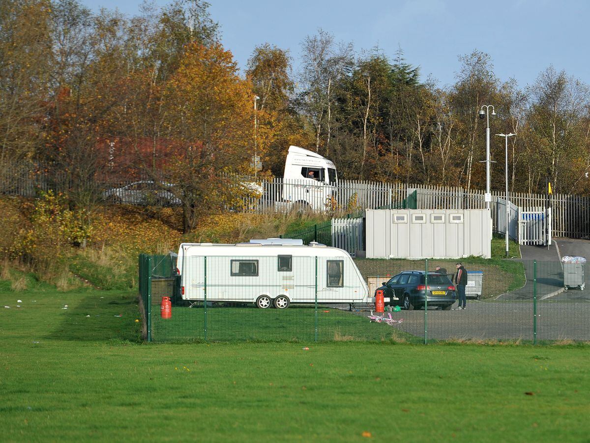 Dudley Council say police refused to move on travellers from Budden Road, Coseley, over human rights concerns
