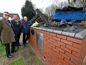 The service took place at the memorial on Hamstead Road, with alderman Tony Ward, deputy mayor Councillor Richard Jones, and former miner Allan Smith
