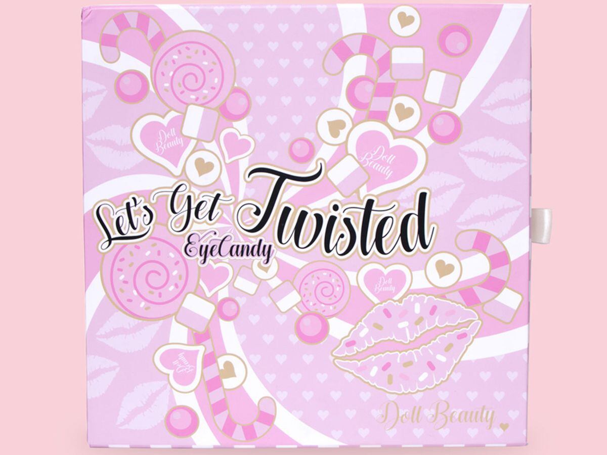 Doll Beauty Let’s Get Twisted cosmetics set