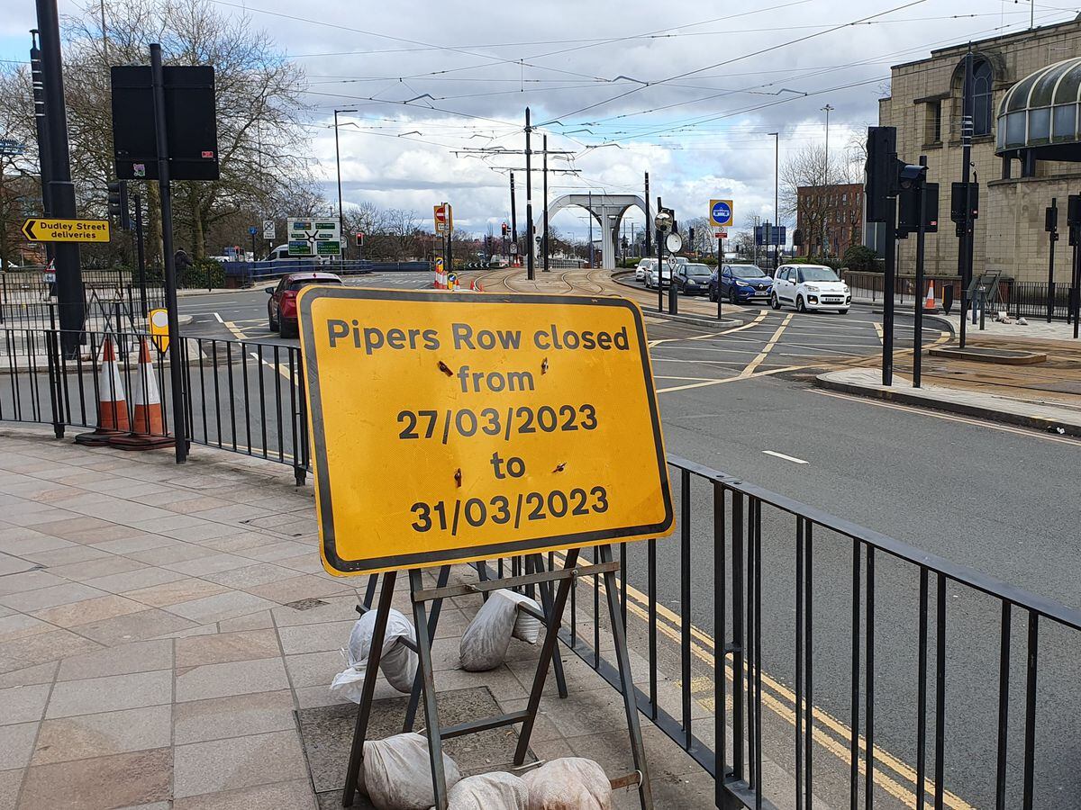 Pipers Row in Wolverhampton is set to close again due to Metro works – but the dates on the sign are inaccurate 