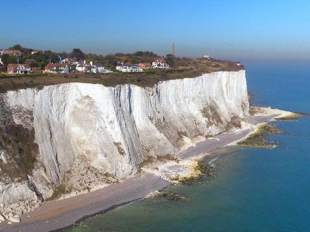Pro-EU banner to fly over White Cliffs of Dover ahead of Brexit