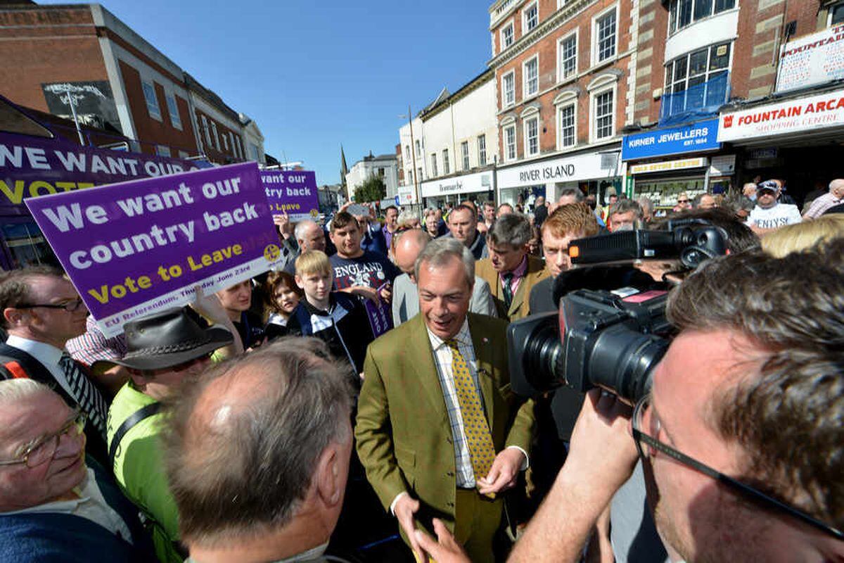 Brexit: Watch Nigel Farage issue his UKIP rallying cry as EU referendum nears