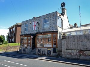 The Three Tuns pub, Walsall Road, Willenhall