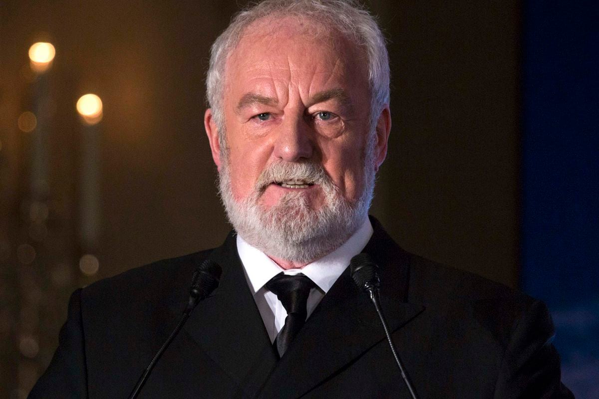 Bernard Hill, actor of captain Edward Smith in the 1997 Titanic movie