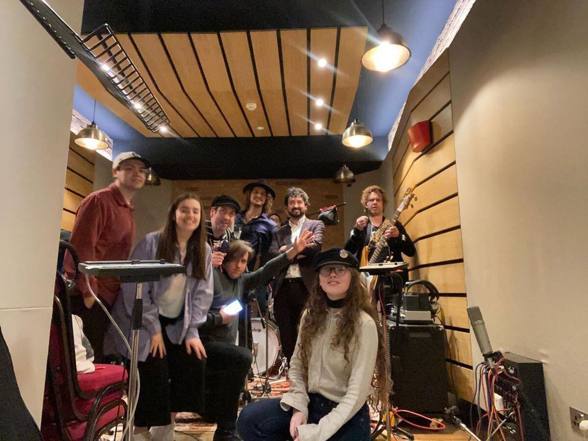 14-річний Мессі записує благодійну пісню в Україні на Abbey Road