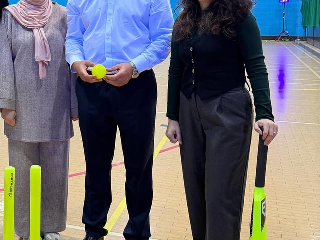 (L-R) Cllr Adeela Qayyum, Cllr Shaukat Ali and Dr Samara Afzal