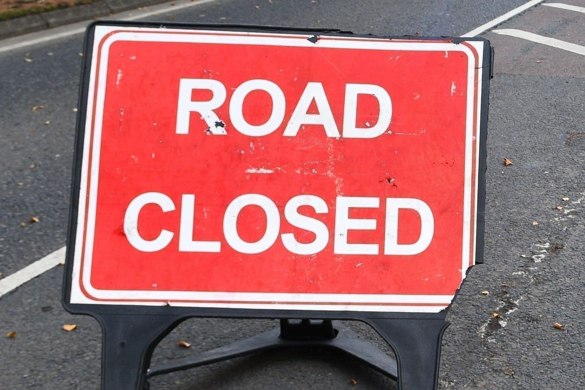 Part of road connecting Wolverhampton and Walsall shutting for manhole ...